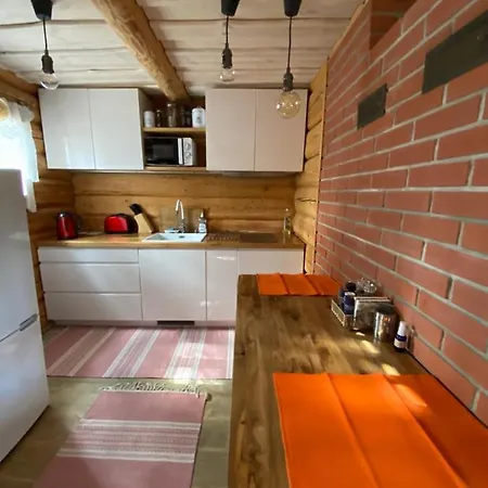 Jaerveoru Holiday home *